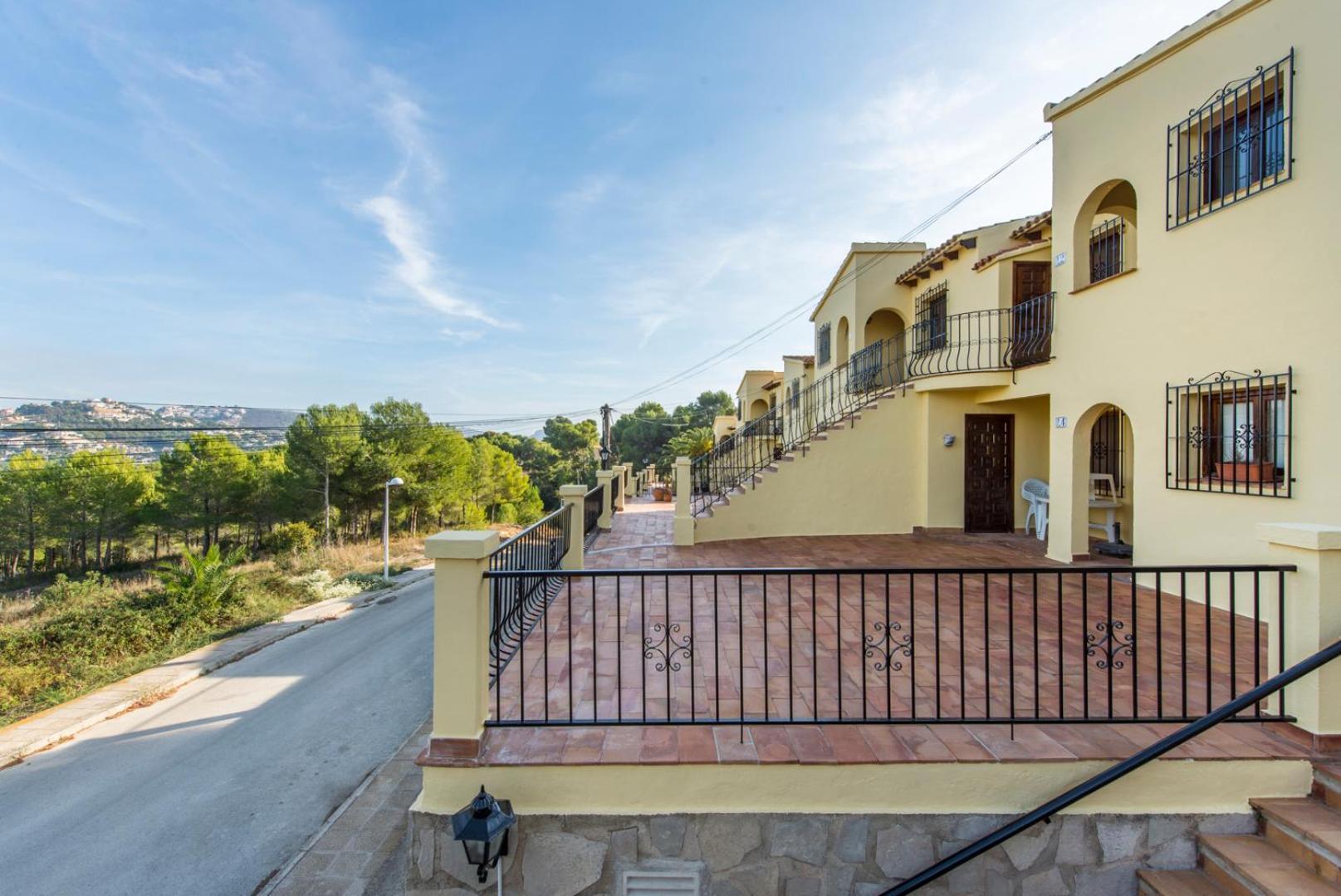 Apartment En Con Piscina *