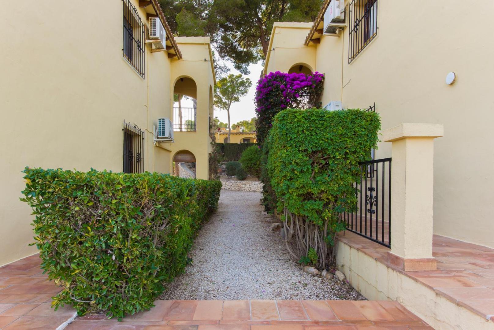 Apartment En Con Piscina *